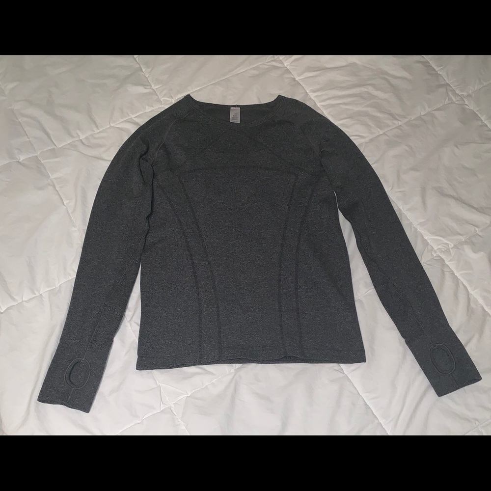 dark grey ivivva athletic long sleeved shirt